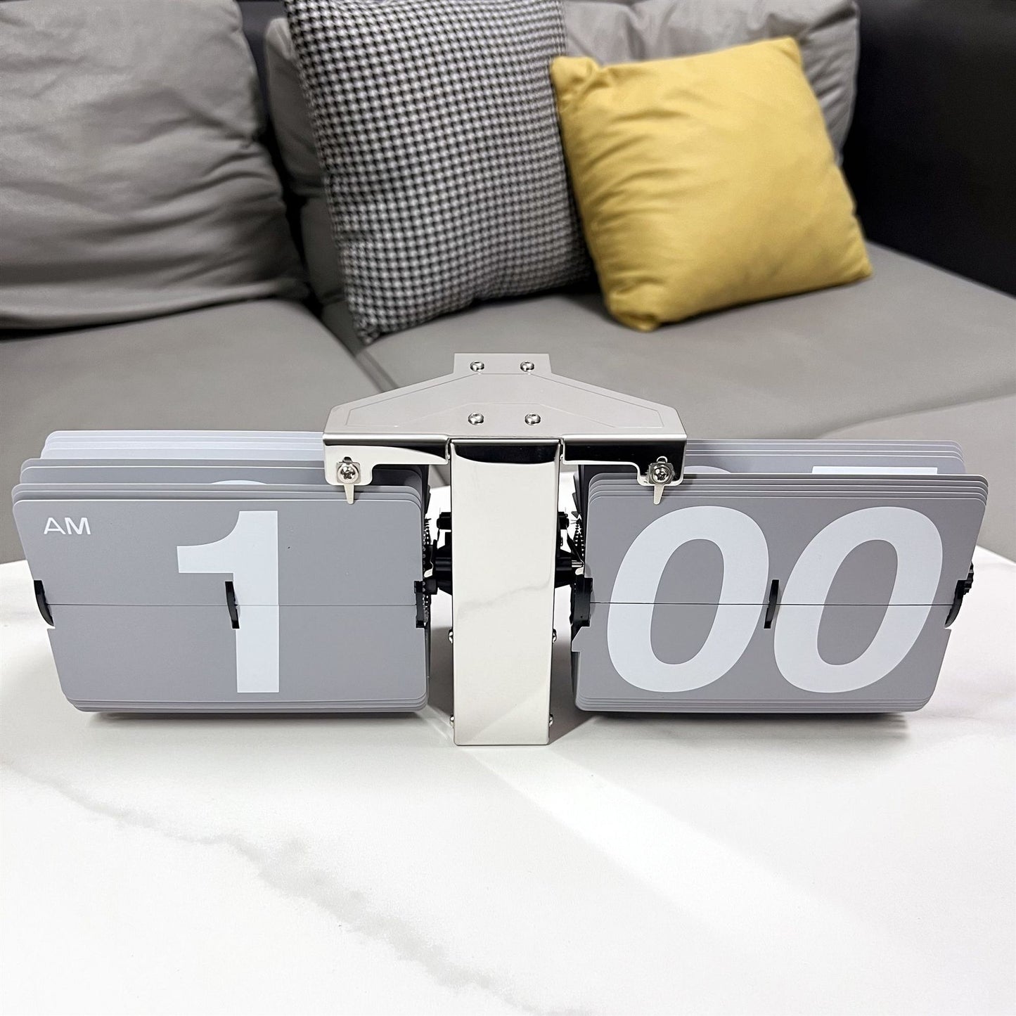 Retro Flip Desk Clock — Large Automatic Flip Clock for Home Office, Desk & Shelf Decor