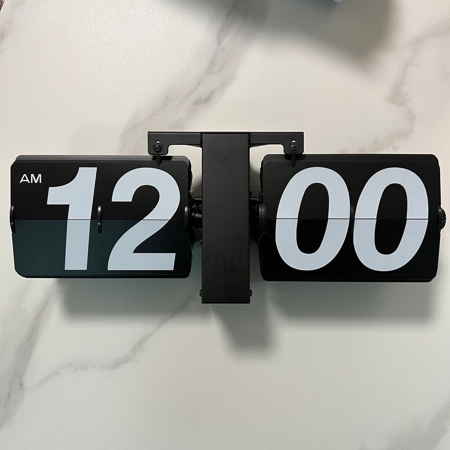 Retro Flip Desk Clock — Large Automatic Flip Clock for Home Office, Desk & Shelf Decor
